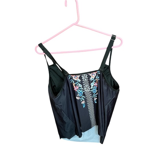 Plus Size Meliflo Women’s Embroidered Boho Tanki size 2 X - Picture 2 of 4